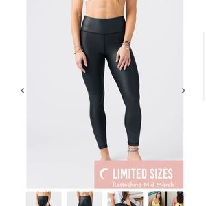 Zyia Black Metallic Light n Tight leggings size 8-10